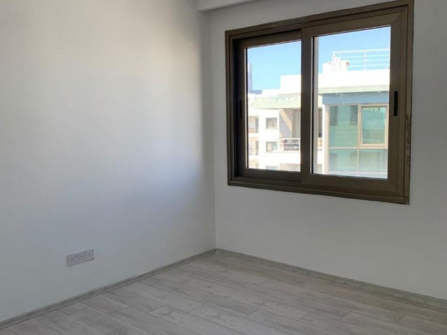 3+1 apartmen for rent unfurnished in the center of Kyrenia