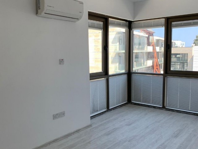 3+1 apartmen for rent unfurnished in the center of Kyrenia