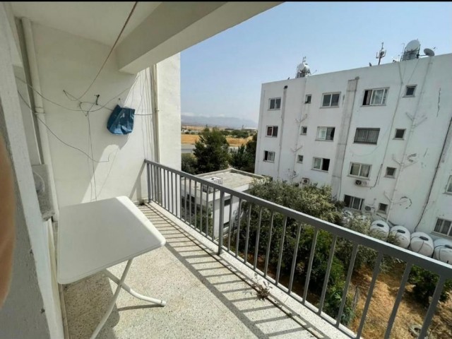 2+1 apartment for sale in Lefkoşa,Haspolat 