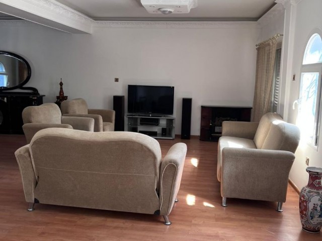 Kyrenia Catalkoyde 3 bedroom + children's playroom for sale , very beautiful luxury villa with garden ** 