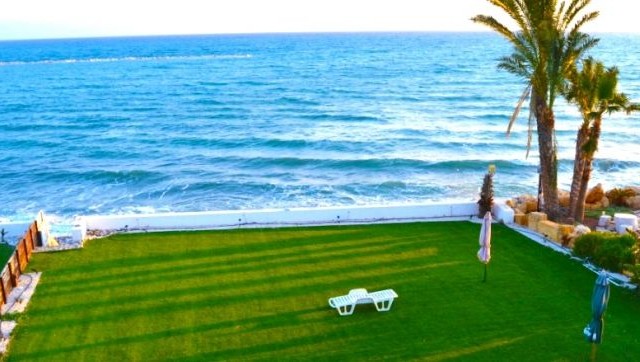 WUNDERSCHÖNES LAND AM MEER ZUM VERKAUF IN KYRENIA CHATALKÖY ** 