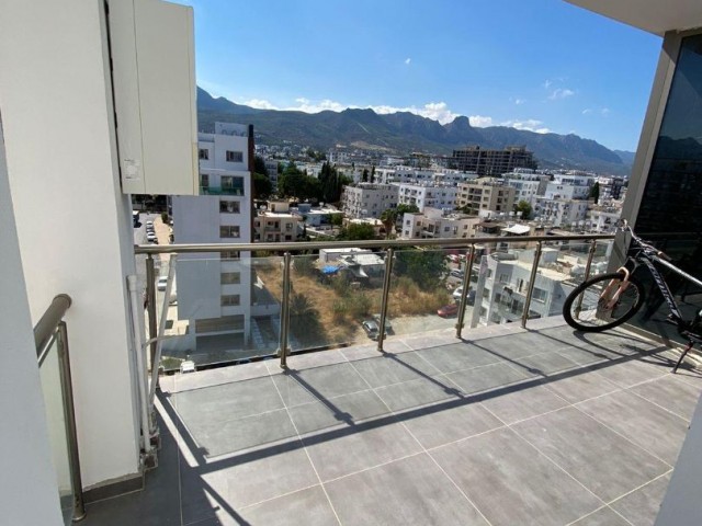 2+1 prächtiges penthouse zum Verkauf in Kyrenia , Lord palace so ** 