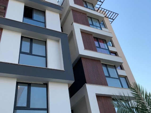 2+1 apartment for sale in Kyrenia Center,Sea views 