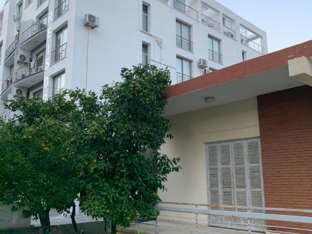 Apartment and land for sale in Girne Center