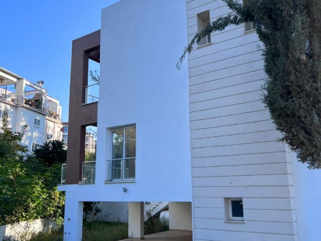 4+1 geräumige Villa zu verkaufen in Kyrenia Centre, mit türkischem Kochfeld