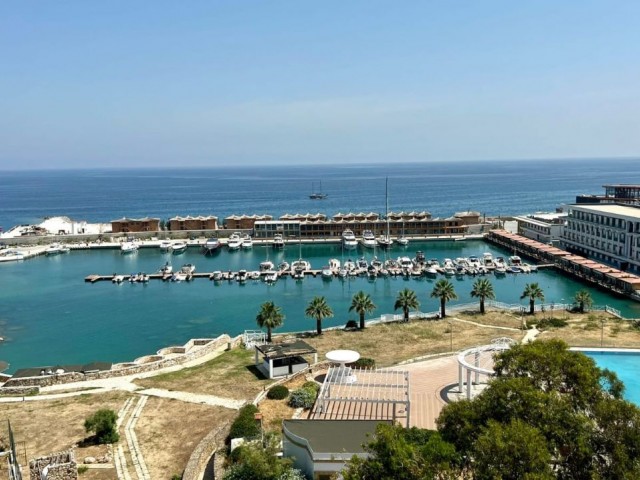 Girne Merkez’de satılık 3+1 daireler, Denize sifir 