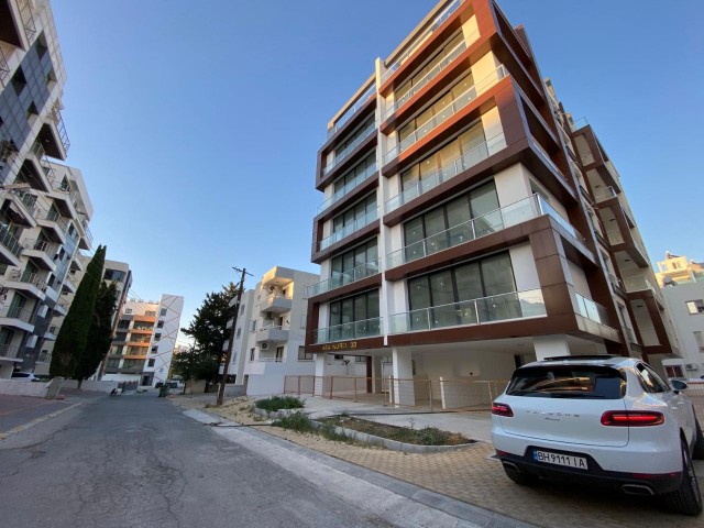 2+1 apartments and 2+1 penthouses for sale in Girne Center