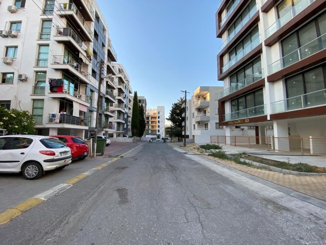 2+1 apartments and 2+1 penthouses for sale in Girne Center