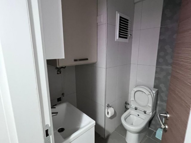 Girne Merkezde satılık 2+1 full eşyalı daire