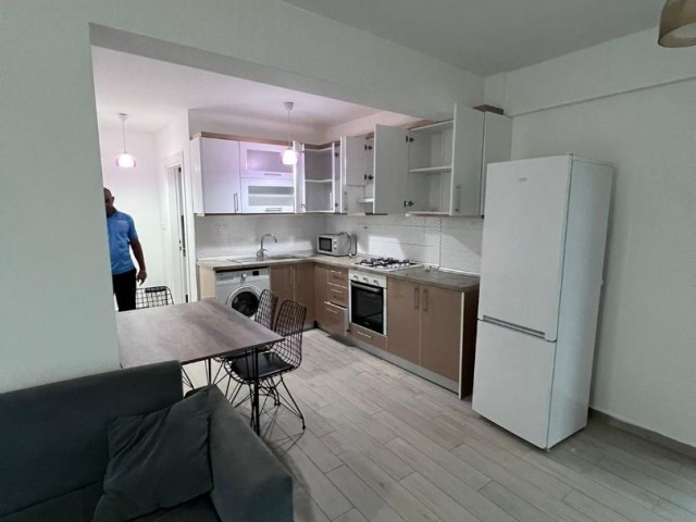 Girne Merkezde satılık 2+1 full eşyalı daire