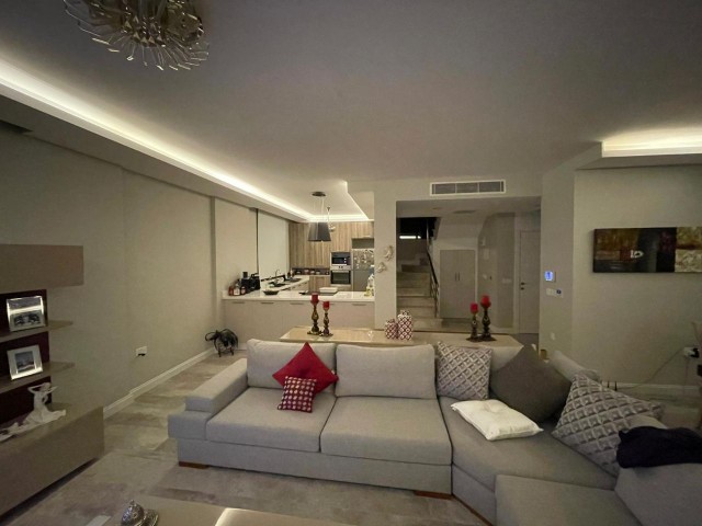 3+1 luxury villa for sale in Ozanköy