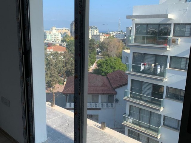 3+1 Wohnung zum Verkauf im Girne Center, freier Meerblick