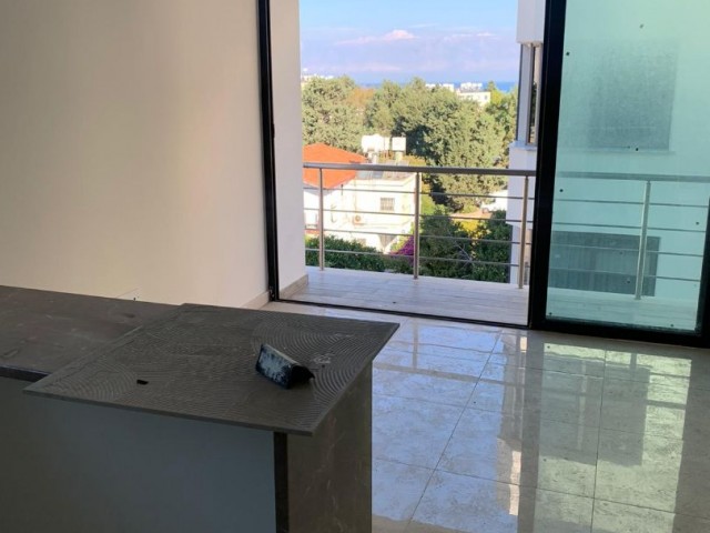 2+1 apartment for sale in Girne Center, Sea view