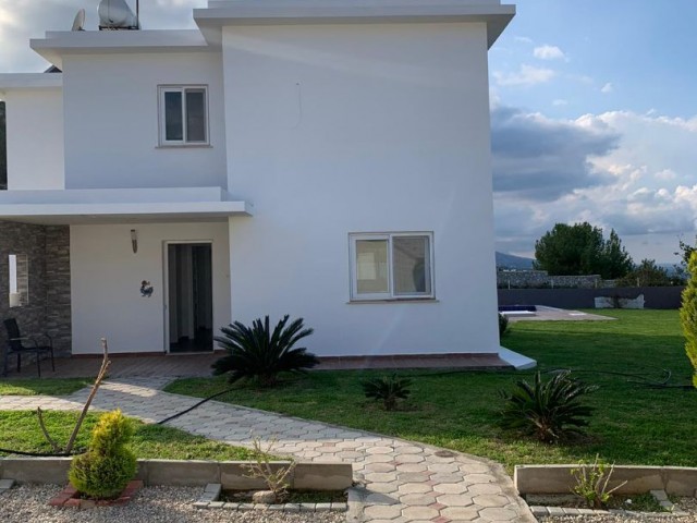 2+1 villa with pool for sale in Çatalköy, 3 room options !!!