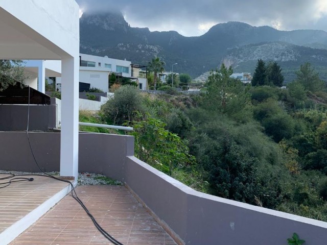 3+1 Villa mit Pool zum Verkauf in Çatalköy, unzerbrechlicher Meerblick