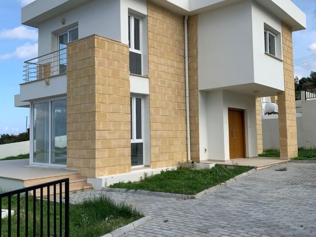 50% down payment + 50% installment for 3 years without interest!!! 3+1 Sea view villa for sale in Yeşiltepe