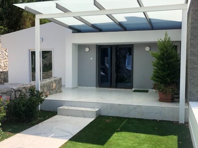 Luxury 5+2 villa for sale in Upper Kyrenia. Behind Ezic Premier