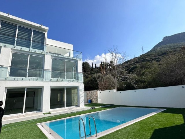 Luxury 5+2 villa for sale in Upper Kyrenia. Behind Ezic Premier