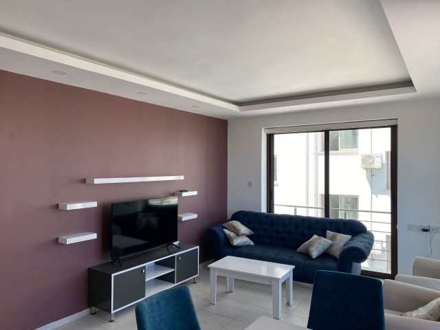 2+1 apartment for rent in Kyrenia Center