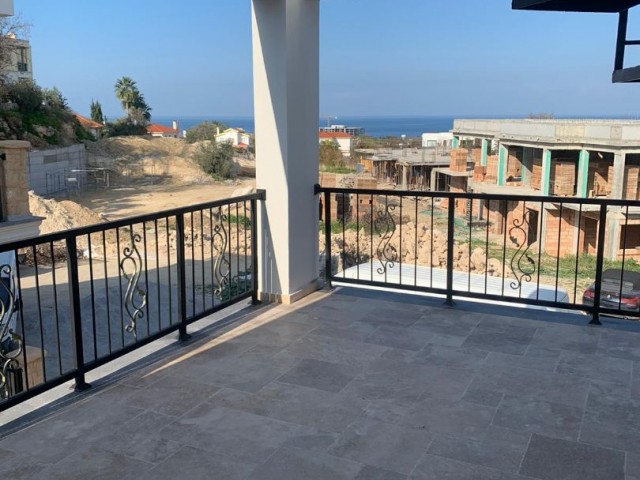 2+1 villa for sale in Çatalköy, Sea view