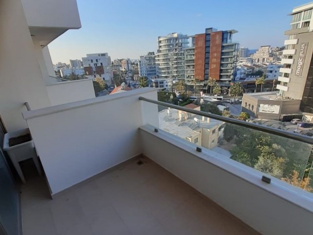 Luxury 2+1 flat for sale in Girne Center, Sea view