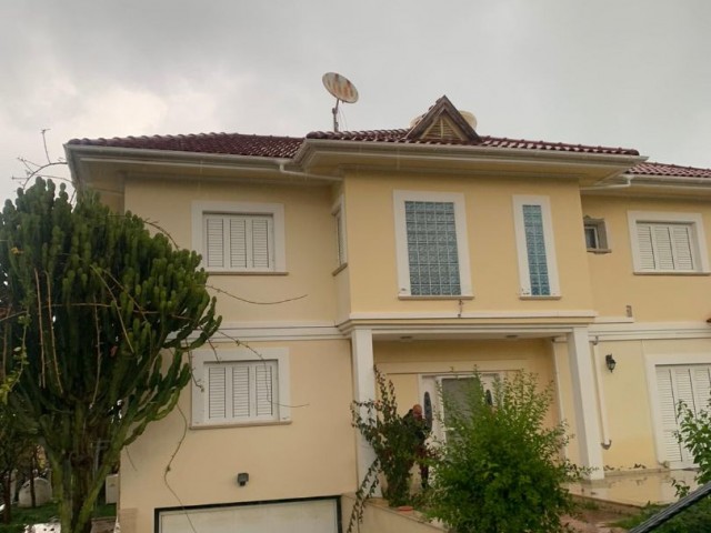 450 m2 house for sale in Çatalköy on  1.5 decares