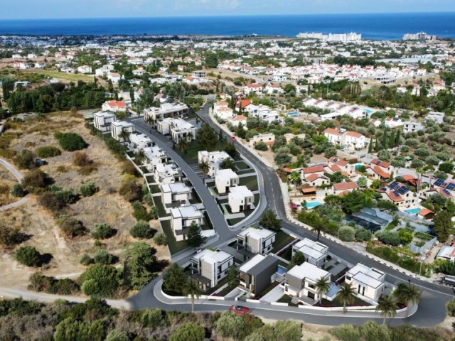 3+1 Villa zum Verkauf in Yeşiltepe/Alsancak mit Meer- und Bergblick