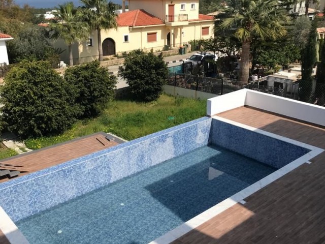 4+2 duplex villa for sale in Alsancak