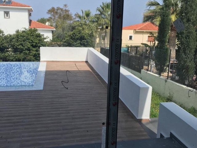 4+2 duplex villa for sale in Alsancak