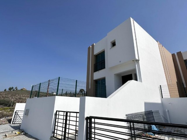 3+1 luxury detached villa for sale on the Bogaz, Turkish title. Very affordable price!
