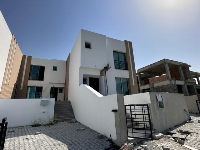 3+1 luxury detached villa for sale on the Bogaz, Turkish title. Very affordable price!