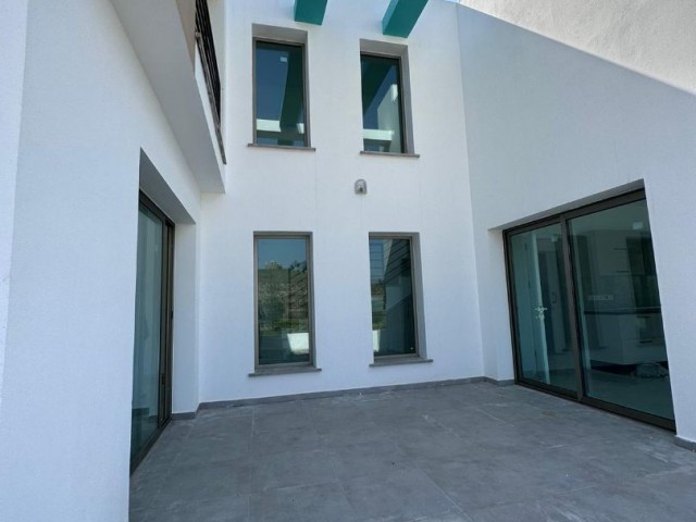 3+1 luxury detached villa for sale on the Bogaz, Turkish title. Very affordable price!