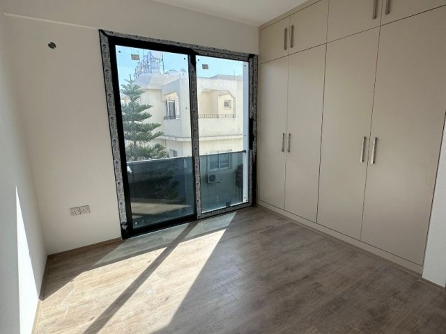  Geräumige 3+1 Wohnung zu verkaufen in Kyrenia Centre