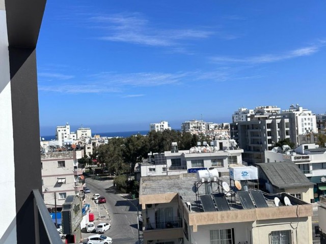  Zu verkaufen 2+1 Penthouse zu verkaufen in Kyrenia Centre, mit 360 unverbaubarem Meer- und Bergblick!!!