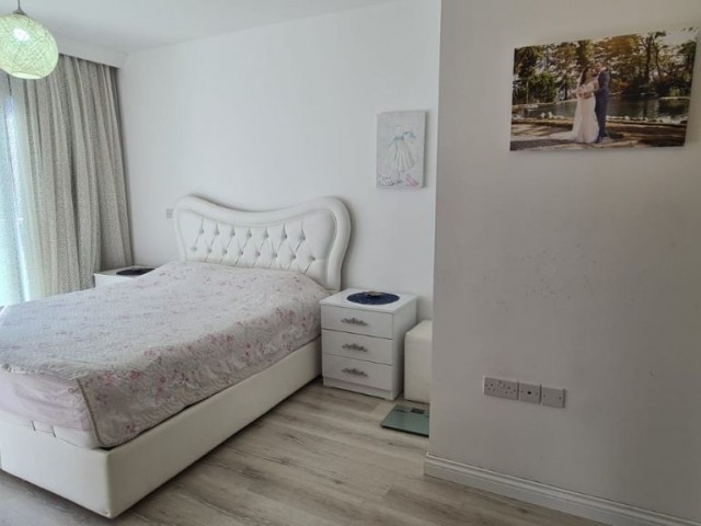 Luxus 2+1 Wohnung zu verkaufen in Kyrenia Centre, Steuern bezahlt !!!