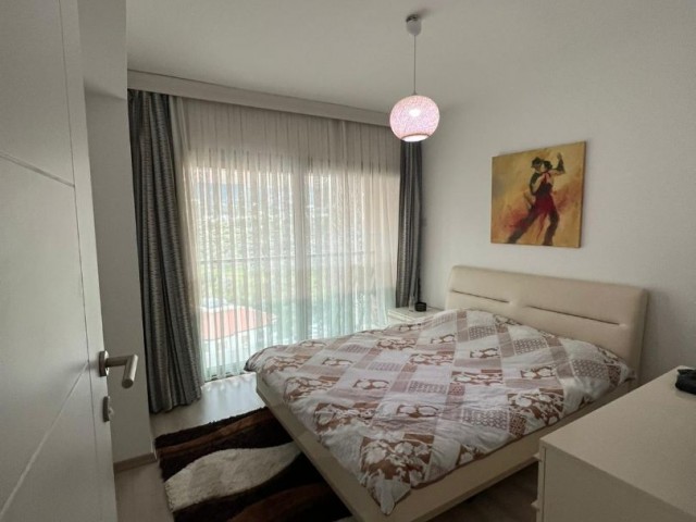  Girne Merkezde Satılık 2+1 dubleks daire,Kapanmaz Dağ Manzaralı