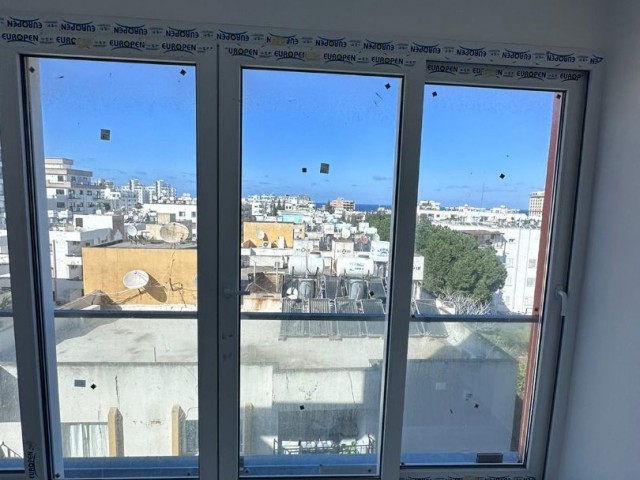  3+1 sehr große Reihenhauswohnung zu verkaufen in Kyrenia Centre