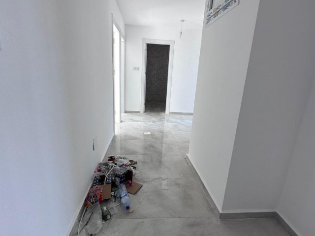  3+1 sehr große Reihenhauswohnung zu verkaufen in Kyrenia Centre