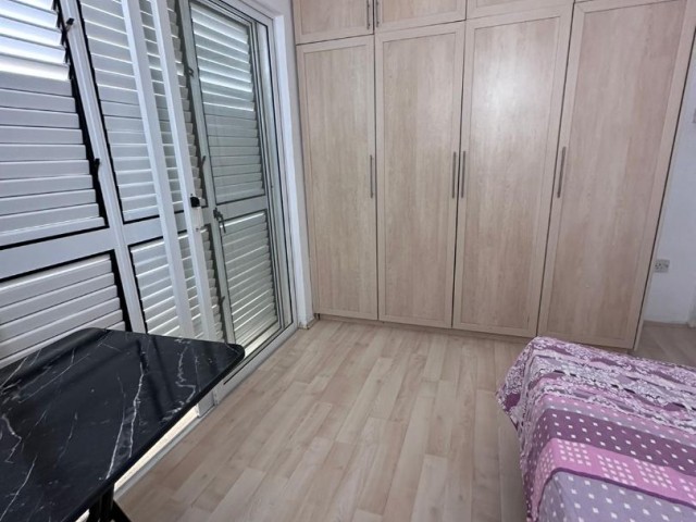 Girne merkezde kiralık eşyalı 3+1 daire