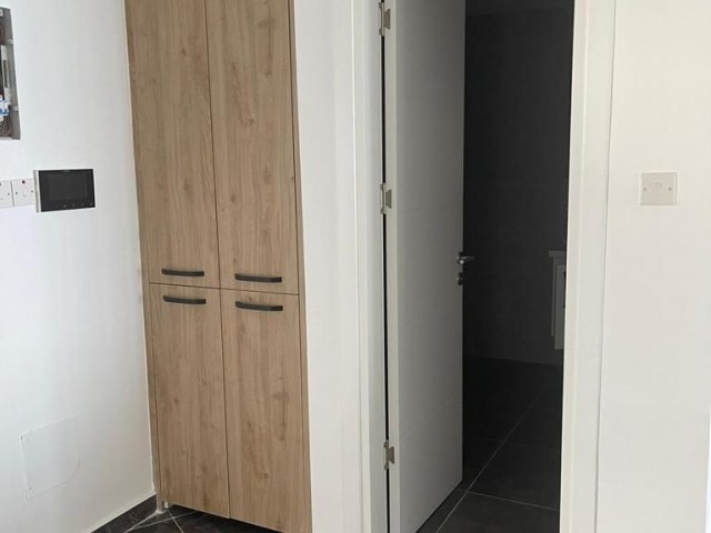 Lefke'de In Alpcan mira deniz ve dağ manzaralı 3+1 satılık penthouse