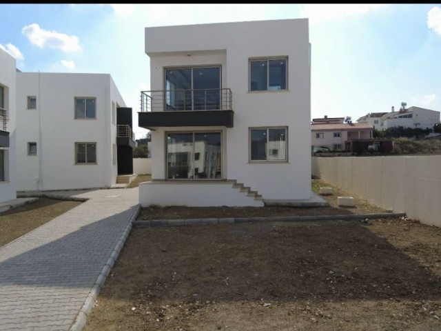 2+1 apartments for sale in Girne, Bosphorus, Turkish title deed, ready !!!!!!