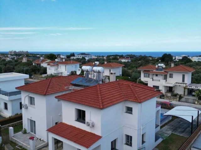 BEAUTIFUL VİLLA 3+1  FOR SALE IN GIRNE/ÇATALKÖY