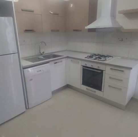 1+1 apartment for sale in Kyrenia Center, Commercial permit