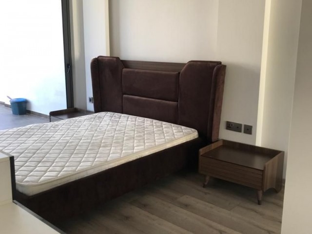 Girne merkezde satılık 2+1 daire