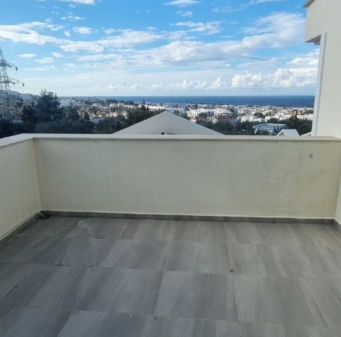 Girne Alsancak'ta satılık 3+1 villa