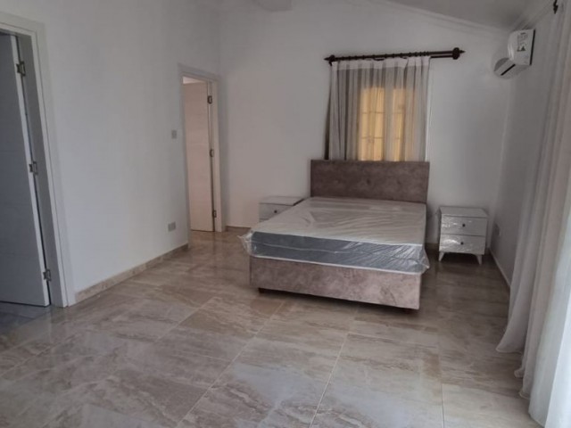 Girne Alsancak'ta satılık 3+1 villa