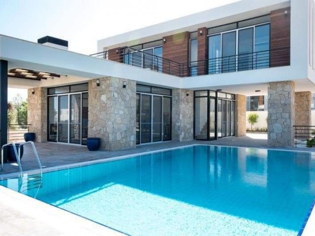 Wunderschöne Luxusvilla mit 3+1 Schlafzimmern und Pool zum Verkauf in der Gegend von Esentepe in Kyrenia