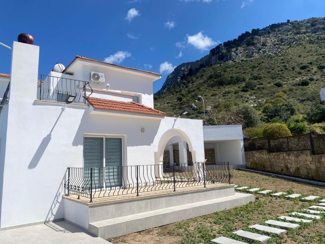 3+1 Villa mit Pool zu vermieten in Karsiyaka, Girne