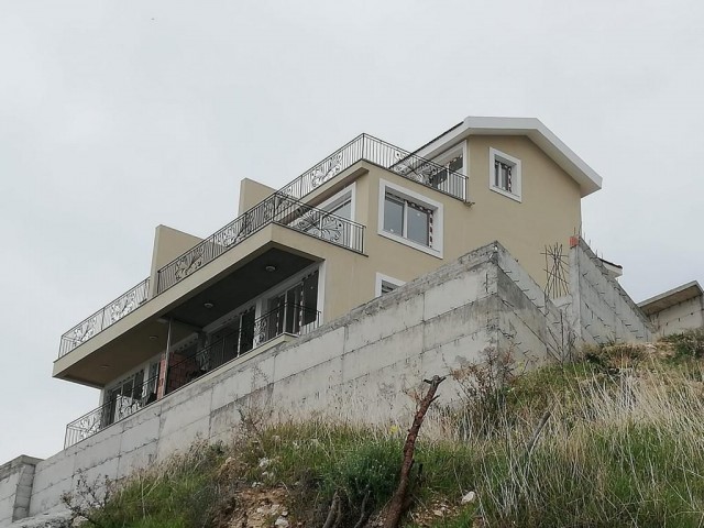 4+1 triplex villa for sale in Lefke