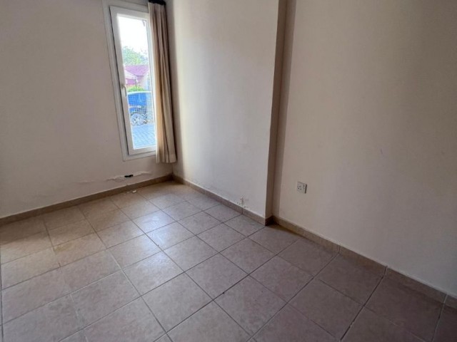 4 + 1 Villa zum Verkauf in Karsiyaka, zu einem sehr erschwinglichen Preis !!!!!!